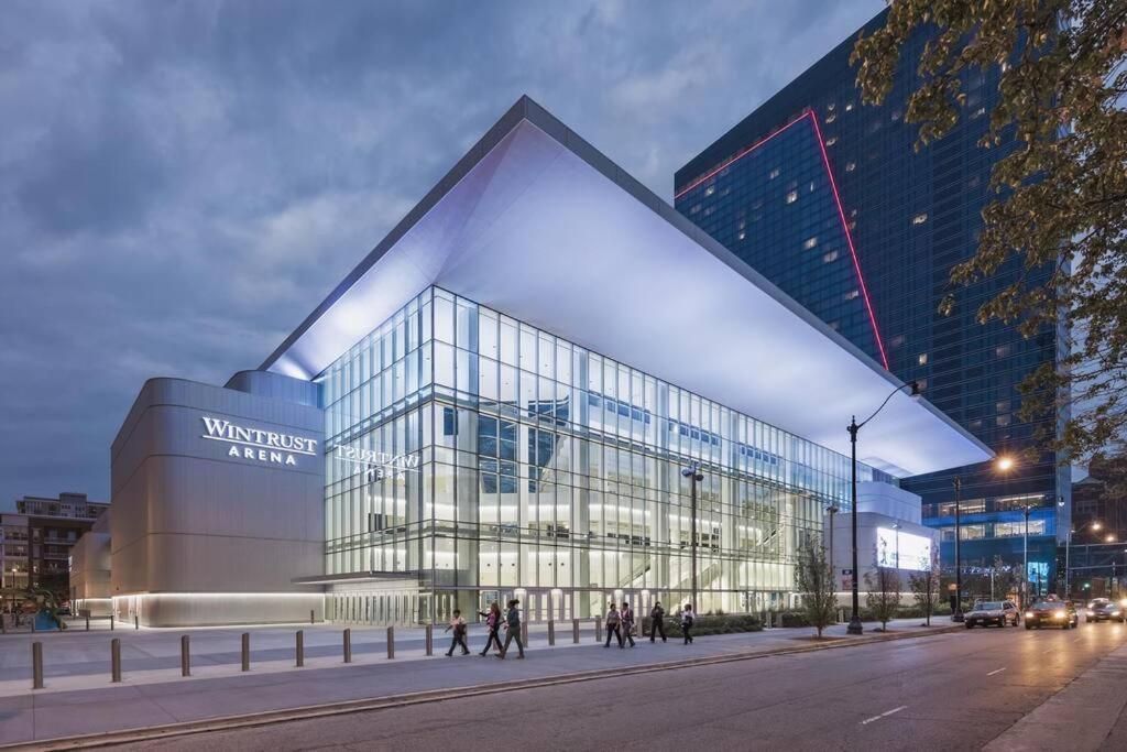 Spacious 2Br Vacation Rental With City View, Optional Parking And Gym Near Mccormick Place & Downtown Chicago Attractions Eksteriør billede