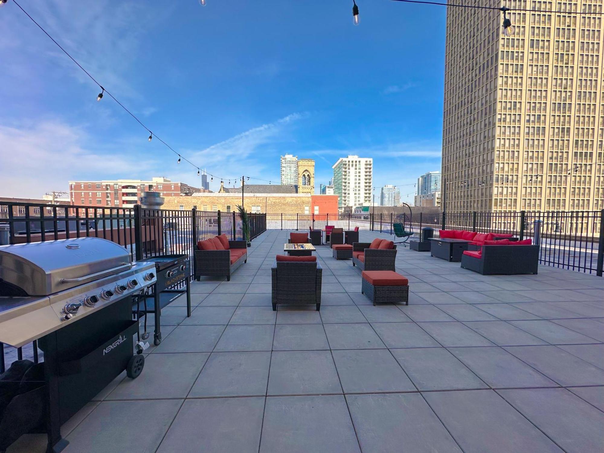 Spacious 2Br Vacation Rental With City View, Optional Parking And Gym Near Mccormick Place & Downtown Chicago Attractions Eksteriør billede