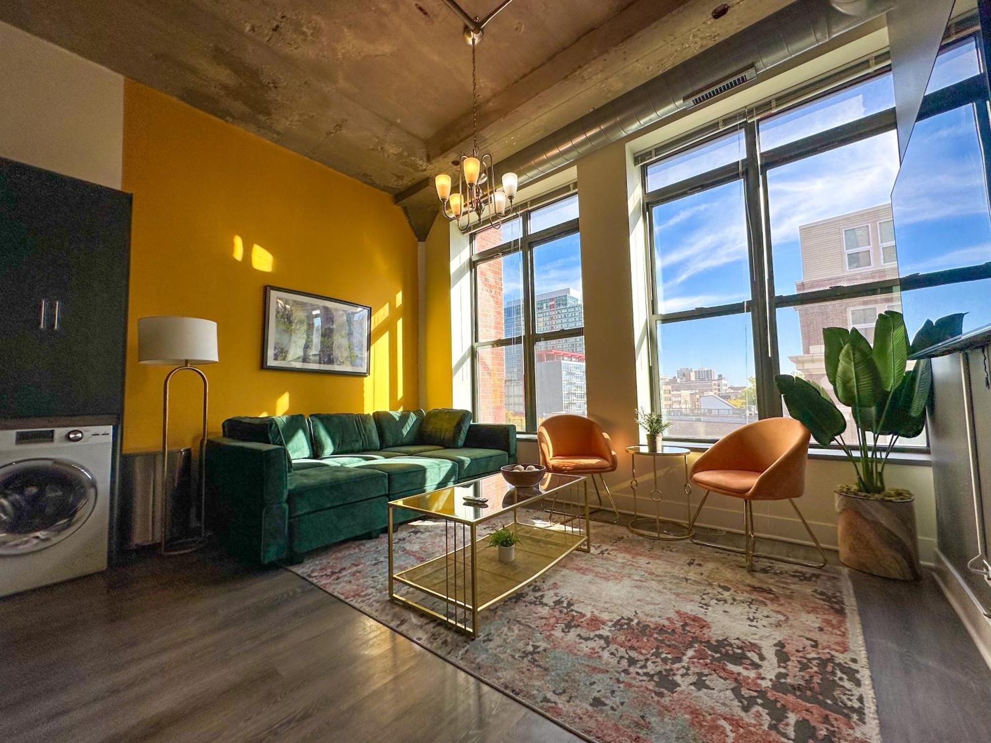Spacious 2Br Vacation Rental With City View, Optional Parking And Gym Near Mccormick Place & Downtown Chicago Attractions Eksteriør billede