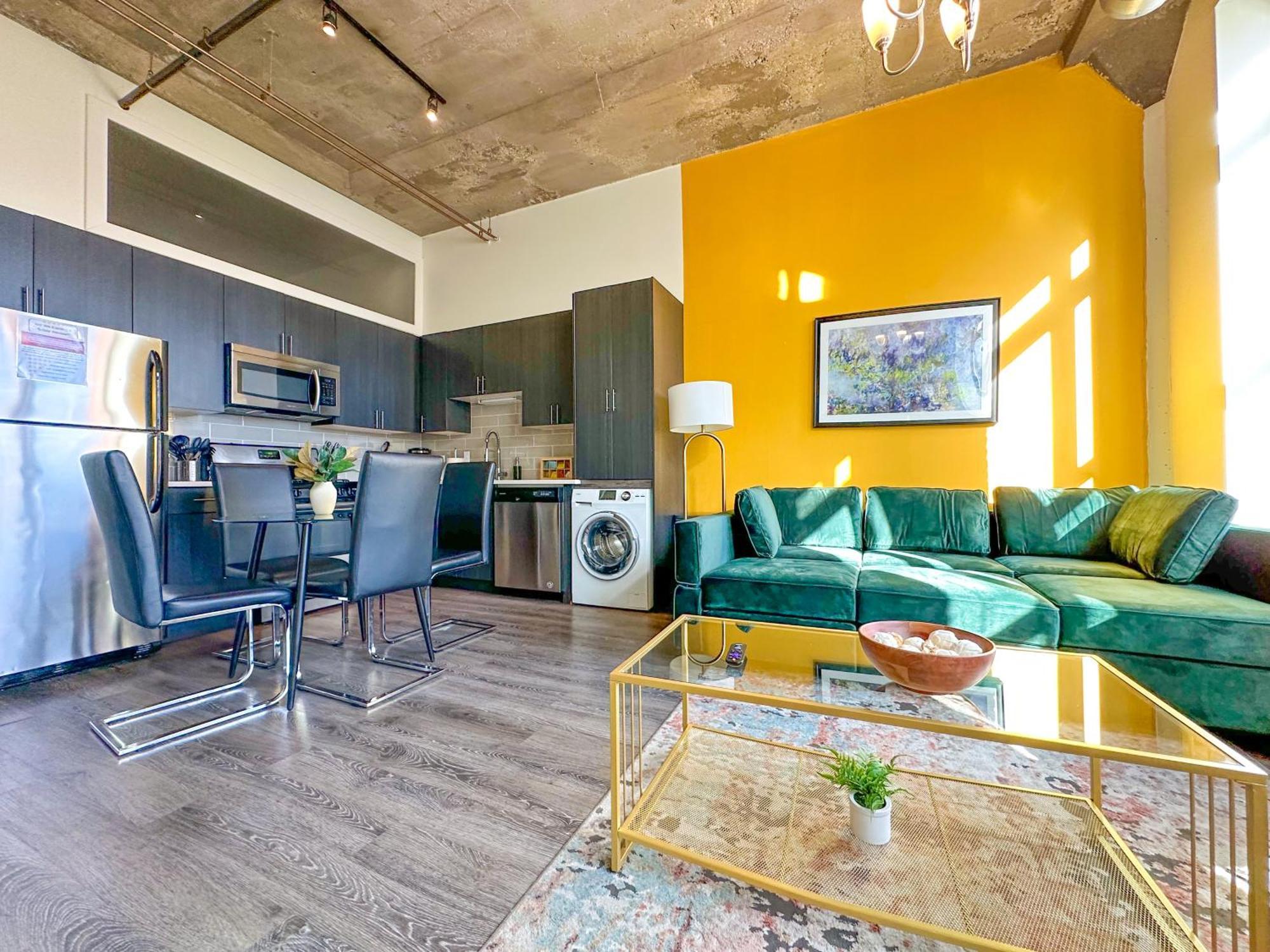 Spacious 2Br Vacation Rental With City View, Optional Parking And Gym Near Mccormick Place & Downtown Chicago Attractions Eksteriør billede